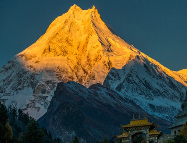 Manaslu Circuit Trek Guide