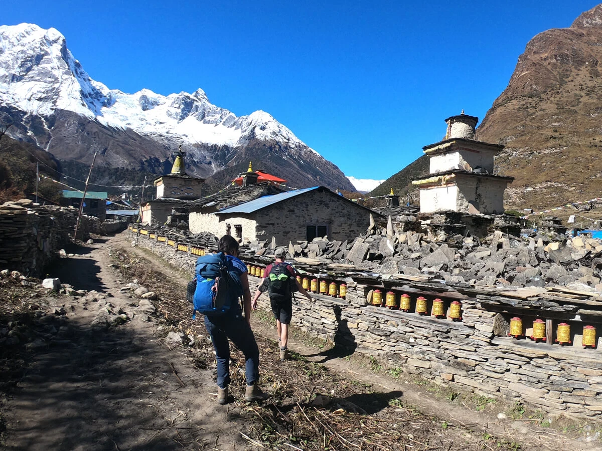 Chhorten at Samagaun Manaslu