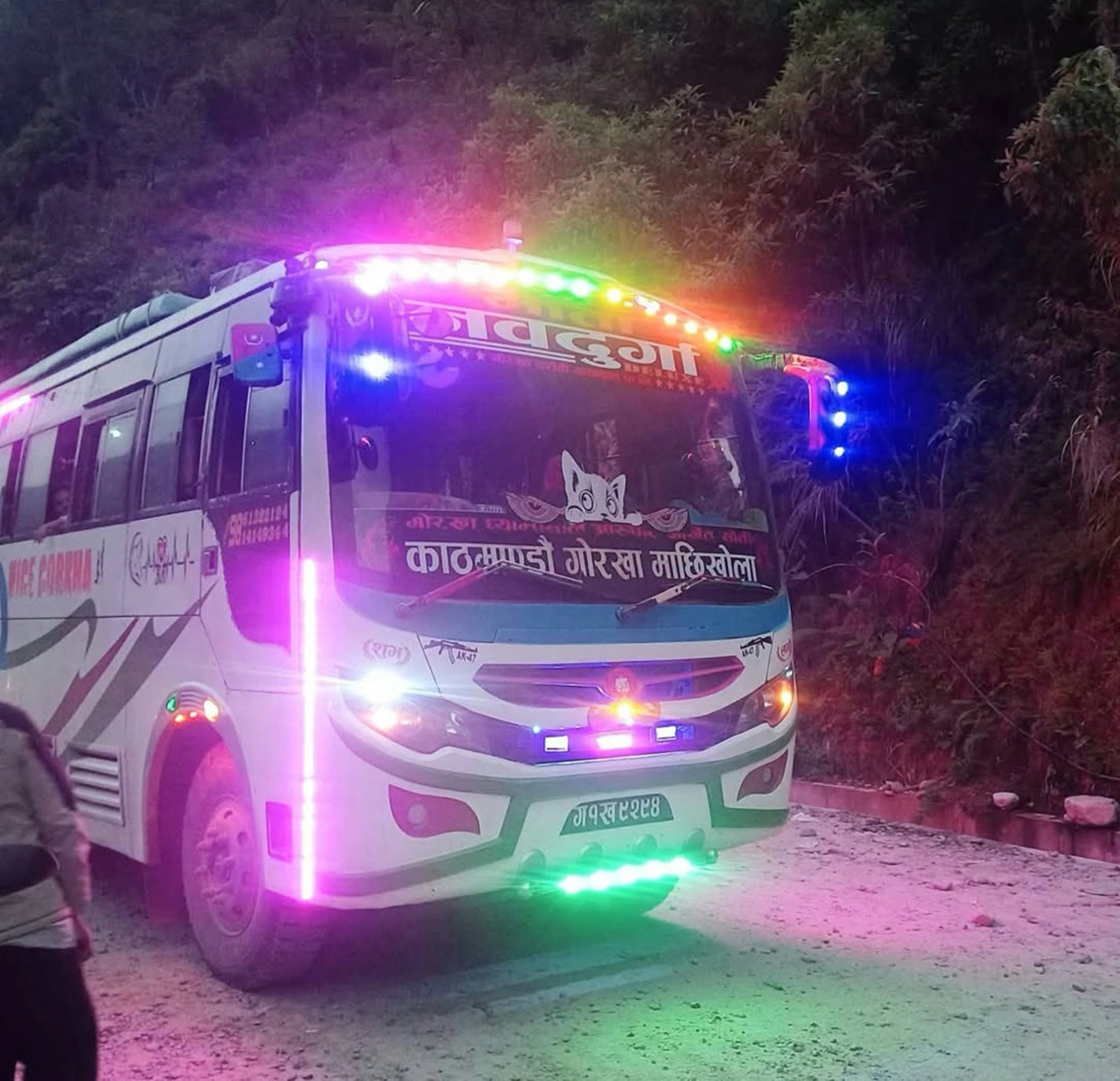 Kathmandu to Machhikhola bus resume 16-oct