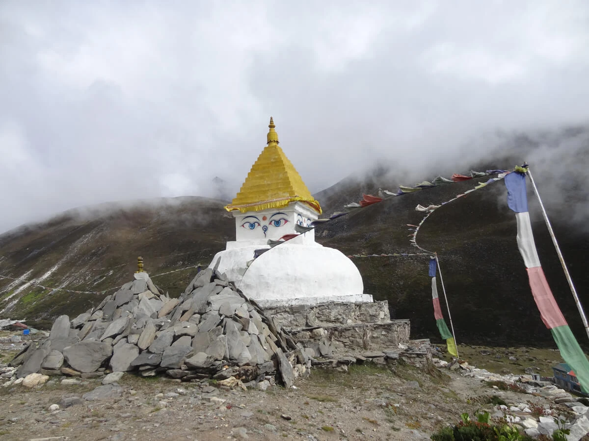  Uddhist Chorten At Humjung 1