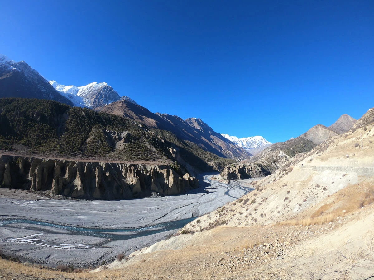 View Trail To Ilicho Ake Annapurna