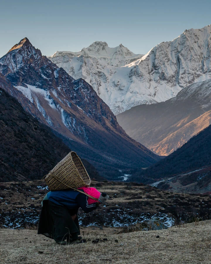 Manaslu Tsum Valley Trek Guide